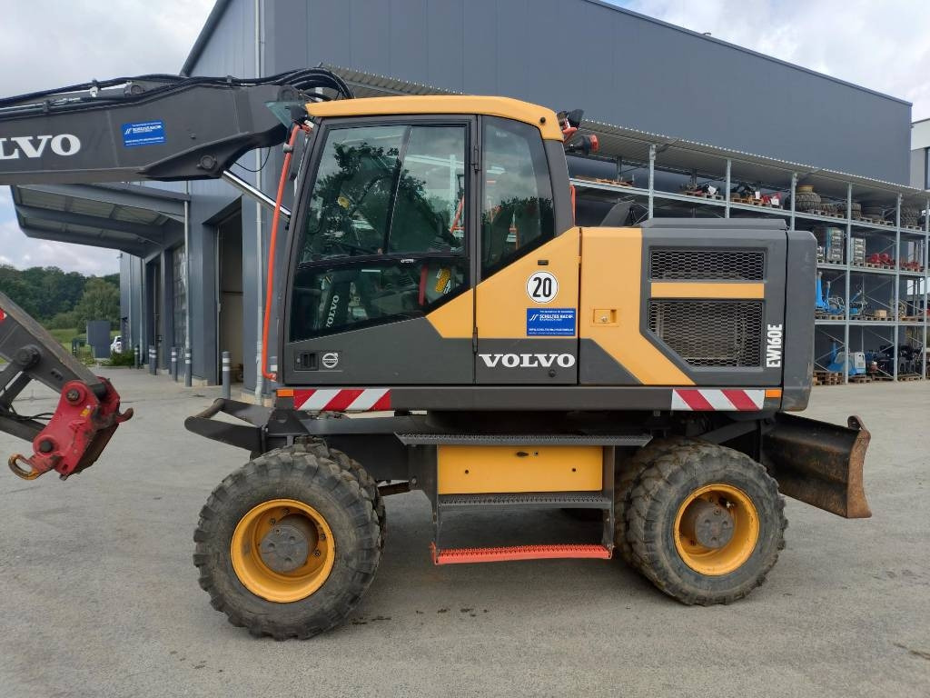 Volvo EW 160 E - 휠 굴삭기 : 사진 1 Volvo EW 160 E - 휠 굴삭기 : 사진 1