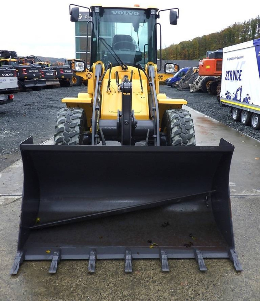 Volvo L 30 G  - 휠 로더 : 사진 2 Volvo L 30 G  - 휠 로더 : 사진 2