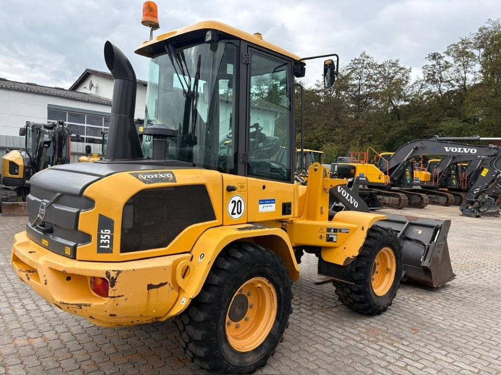 Volvo L 35 G - 휠 로더 : 사진 3 Volvo L 35 G - 휠 로더 : 사진 3