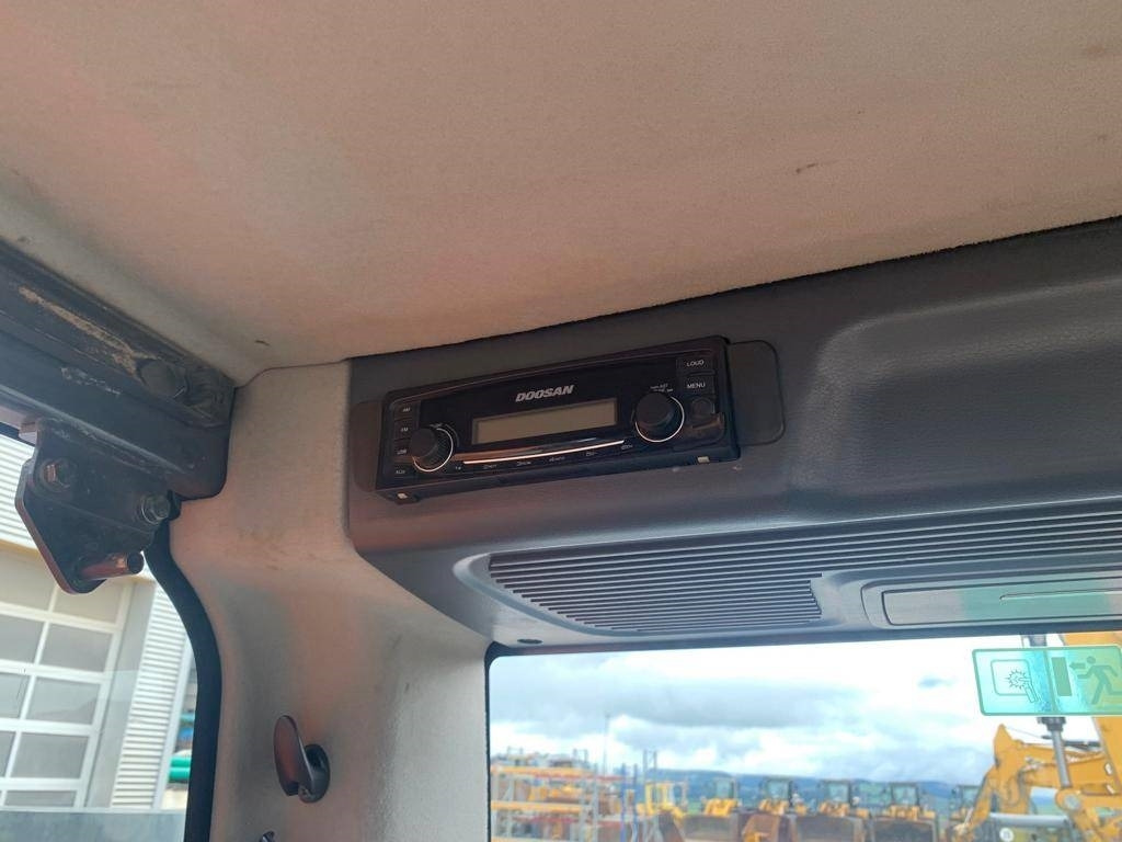 크롤러 굴삭기 Doosan DX 235 LCR-5 : 사진 12 크롤러 굴삭기 Doosan DX 235 LCR-5 : 사진 12