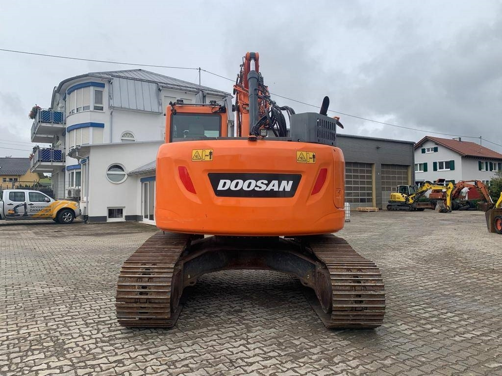 Doosan DX 235 LCR-5 - 크롤러 굴삭기 : 사진 4 Doosan DX 235 LCR-5 - 크롤러 굴삭기 : 사진 4