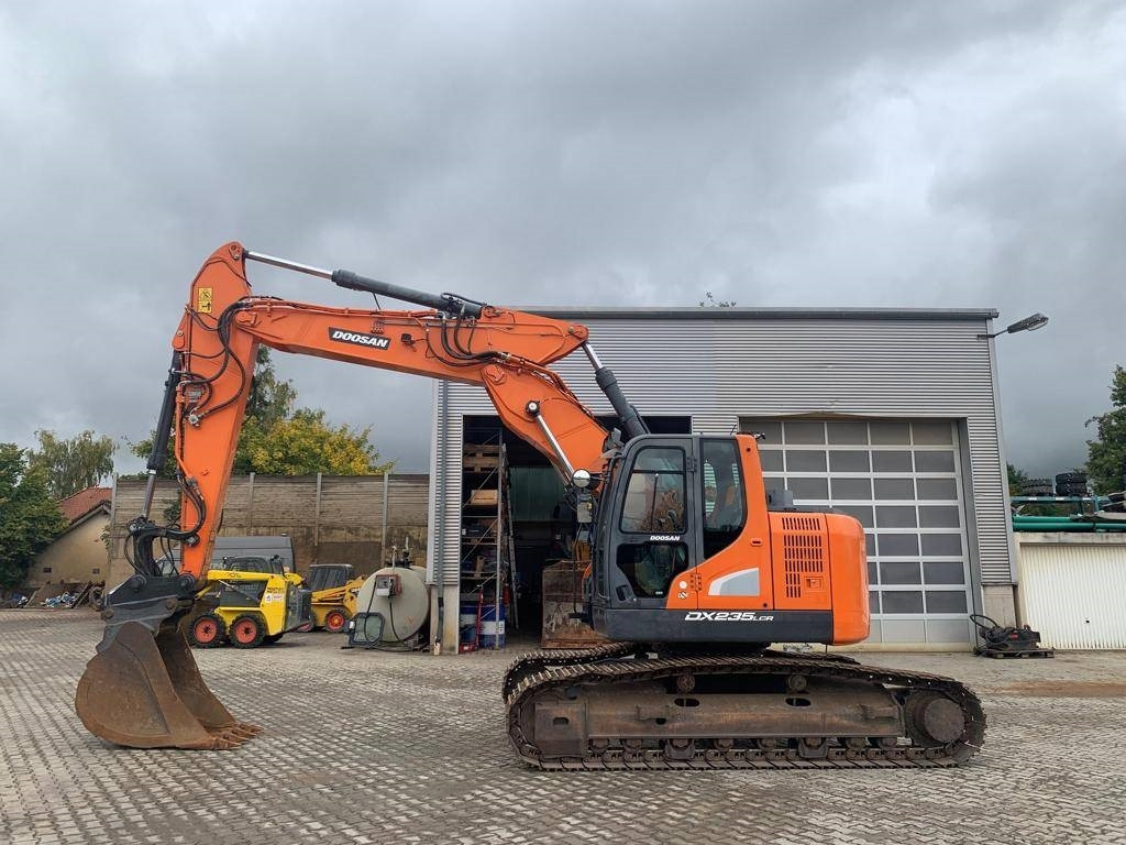 Doosan DX 235 LCR-5 - 크롤러 굴삭기 : 사진 2 Doosan DX 235 LCR-5 - 크롤러 굴삭기 : 사진 2
