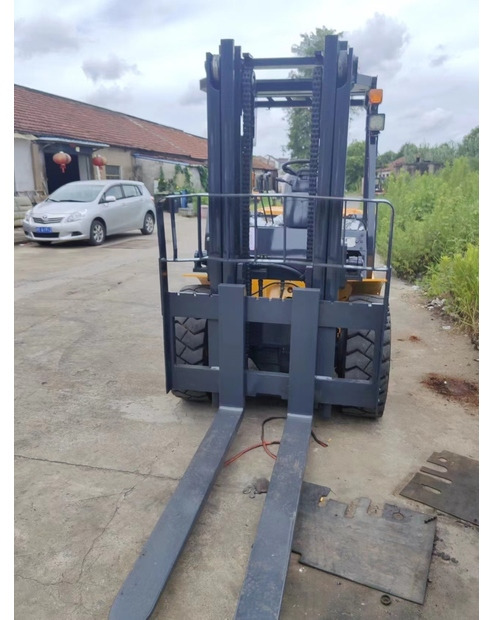 2021 Komatsu FD50 - 지게차 : 사진 4 2021 Komatsu FD50 - 지게차 : 사진 4