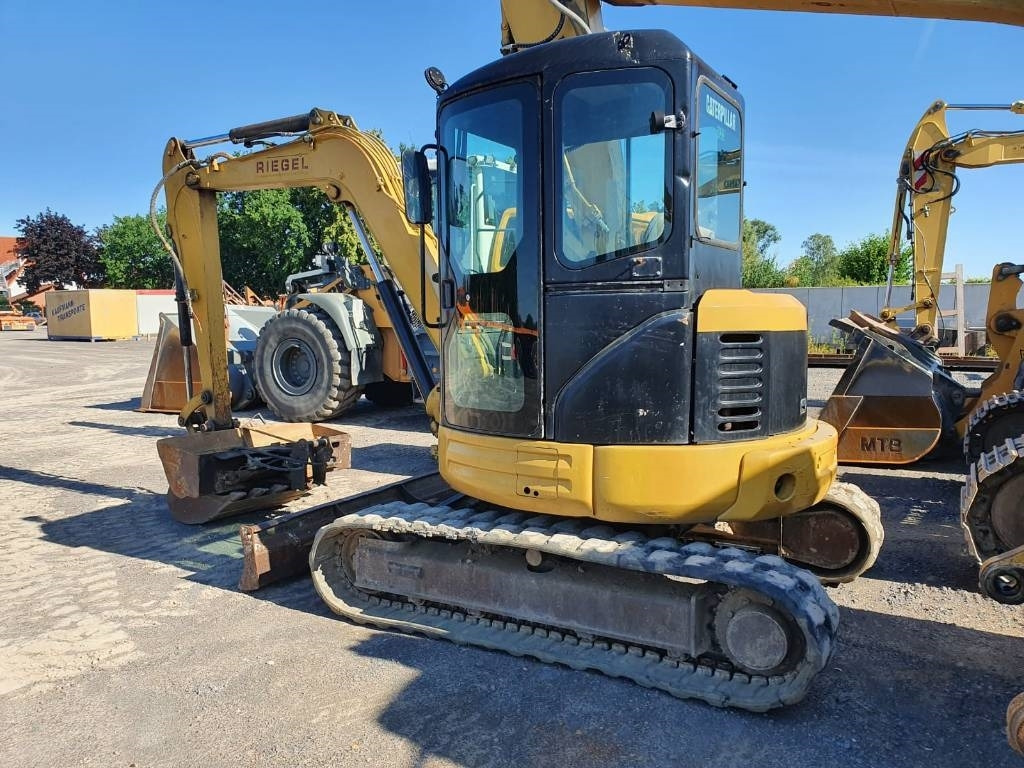 CAT 304CR - 크롤러 굴삭기 : 사진 1 CAT 304CR - 크롤러 굴삭기 : 사진 1