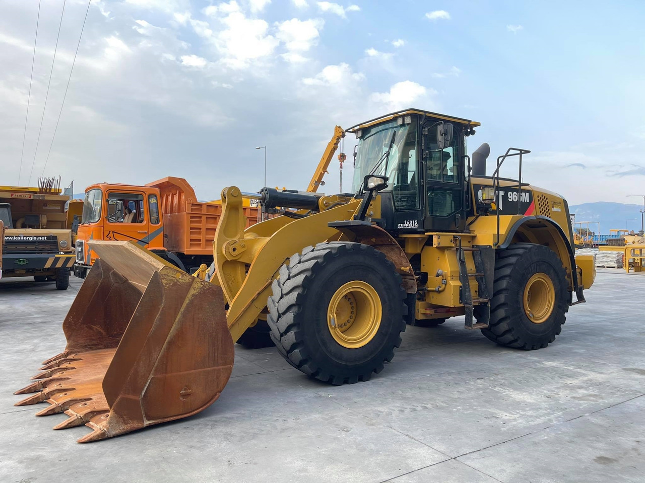 CAT 966M - 휠 로더 : 사진 2 CAT 966M - 휠 로더 : 사진 2