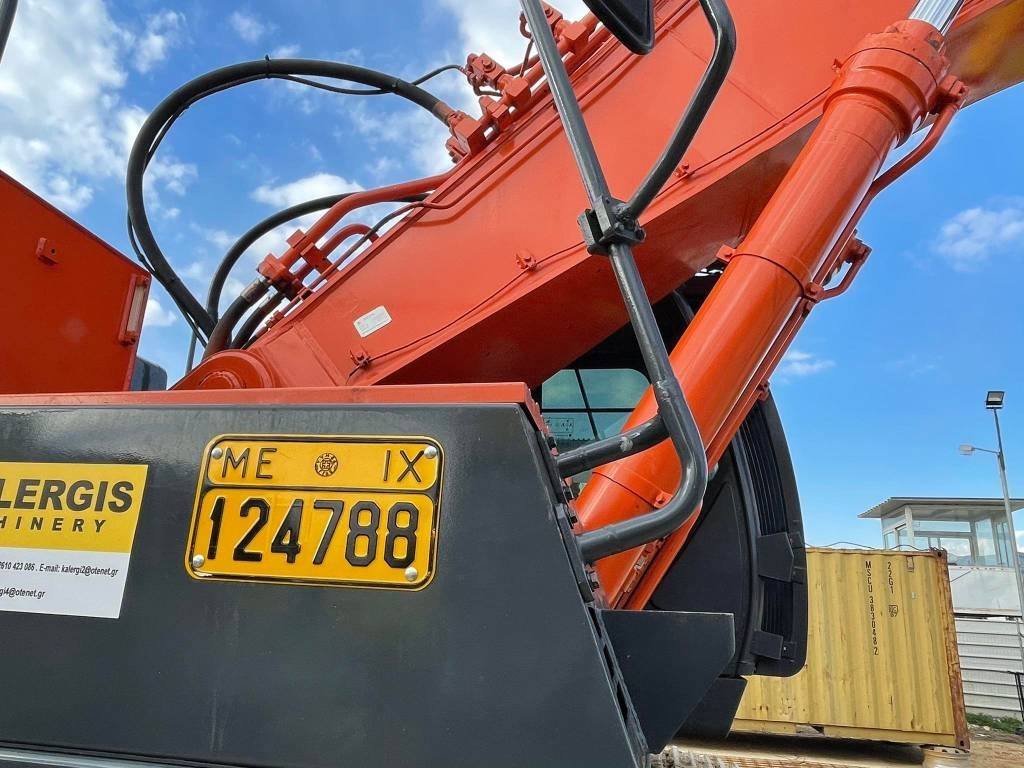 크롤러 굴삭기 Hitachi ZX470LCH-3 : 사진 14