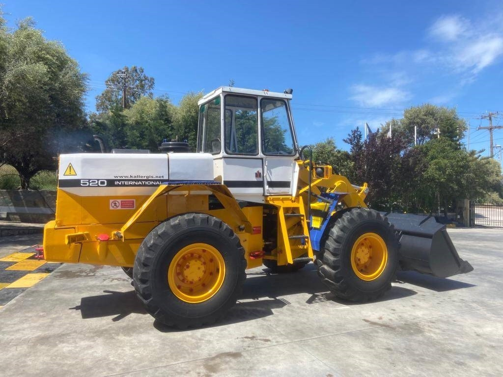International 520A  - 휠 로더 : 사진 3 International 520A  - 휠 로더 : 사진 3