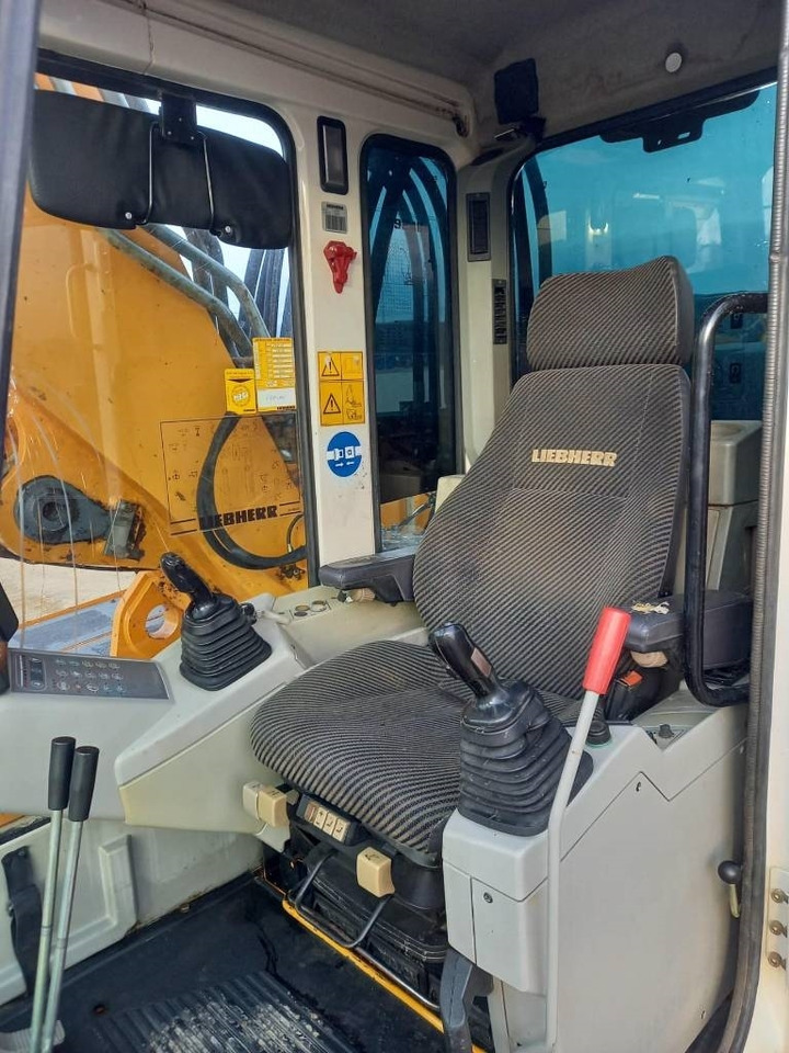 Liebherr R 924 B HD S L LITROIC - 크롤러 굴삭기 : 사진 5 Liebherr R 924 B HD S L LITROIC - 크롤러 굴삭기 : 사진 5