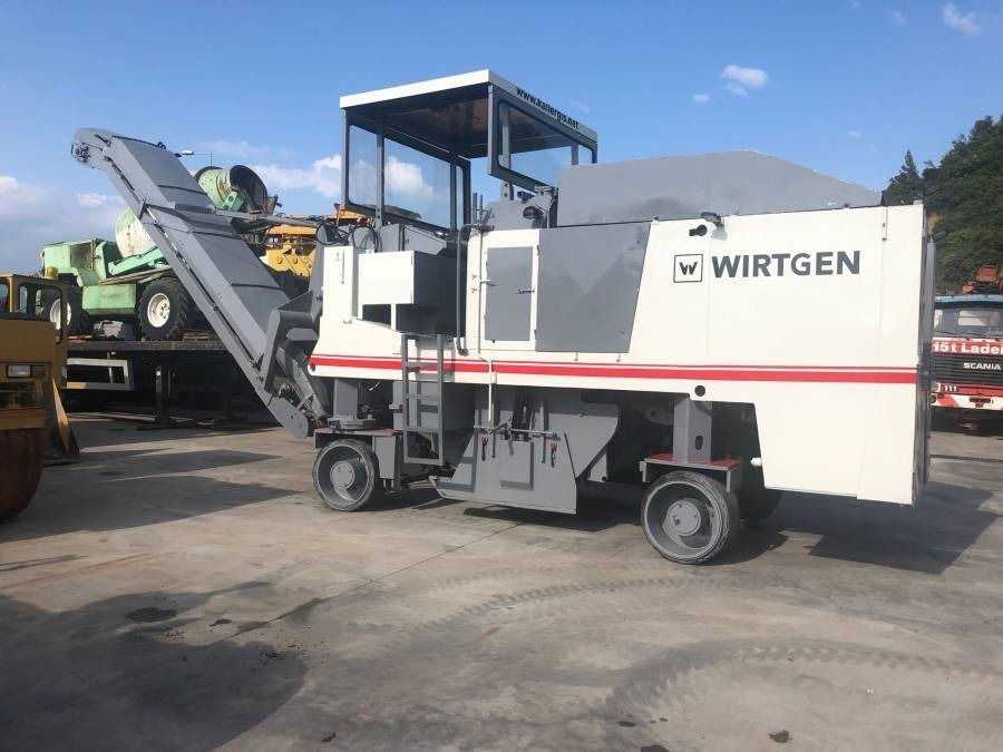 Wirtgen SF 1750 - 콜드 플래너 : 사진 1 Wirtgen SF 1750 - 콜드 플래너 : 사진 1