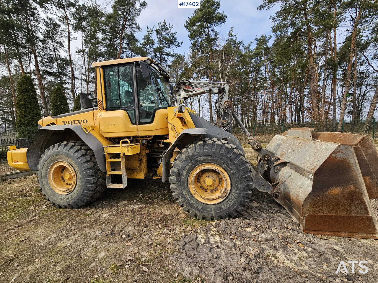 2011 Volvo L120F - 휠 로더 : 사진 1 2011 Volvo L120F - 휠 로더 : 사진 1