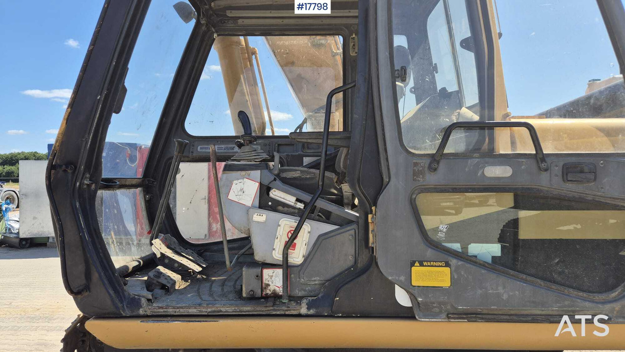 크롤러 굴삭기 Crawler excavator JCB JS 220 LONG 16m (1997) : 사진 18 크롤러 굴삭기 Crawler excavator JCB JS 220 LONG 16m (1997) : 사진 18