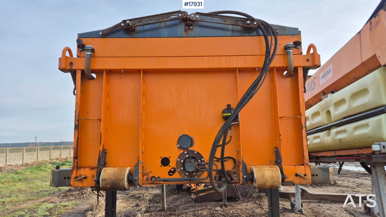 모래/ 소금 살포기 EPOKE SH3401 5m3 sand/salt spreader (2007) : 사진 13