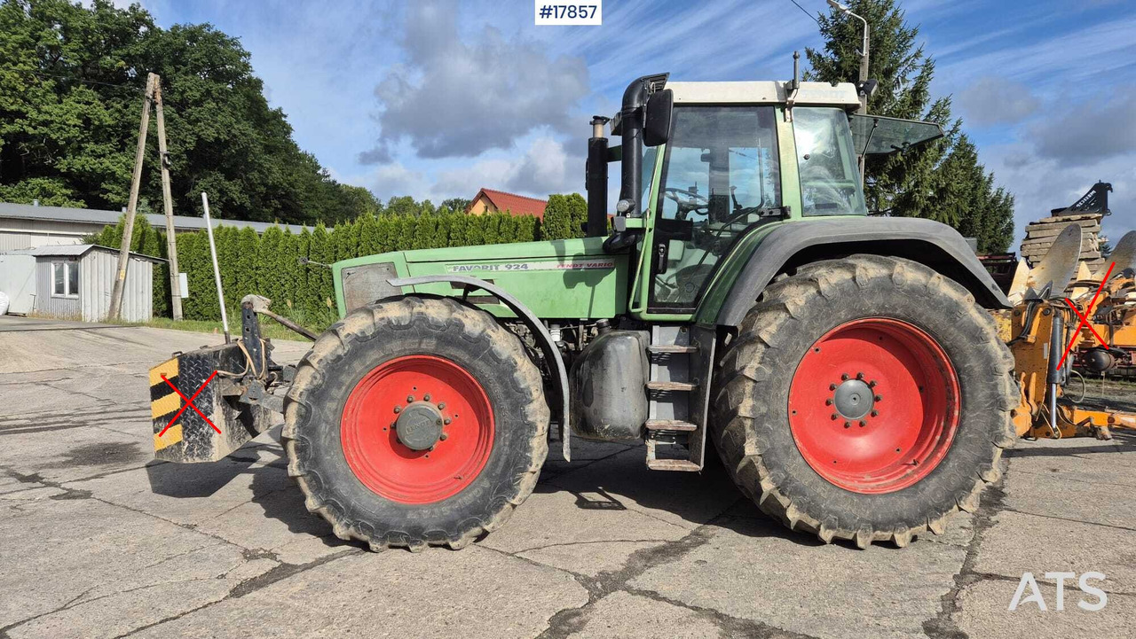 FENDT VARIO FAVORIT 924 agricultural tractor (1999) - 장궤형 트랙터 : 사진 5 FENDT VARIO FAVORIT 924 agricultural tractor (1999) - 장궤형 트랙터 : 사진 5