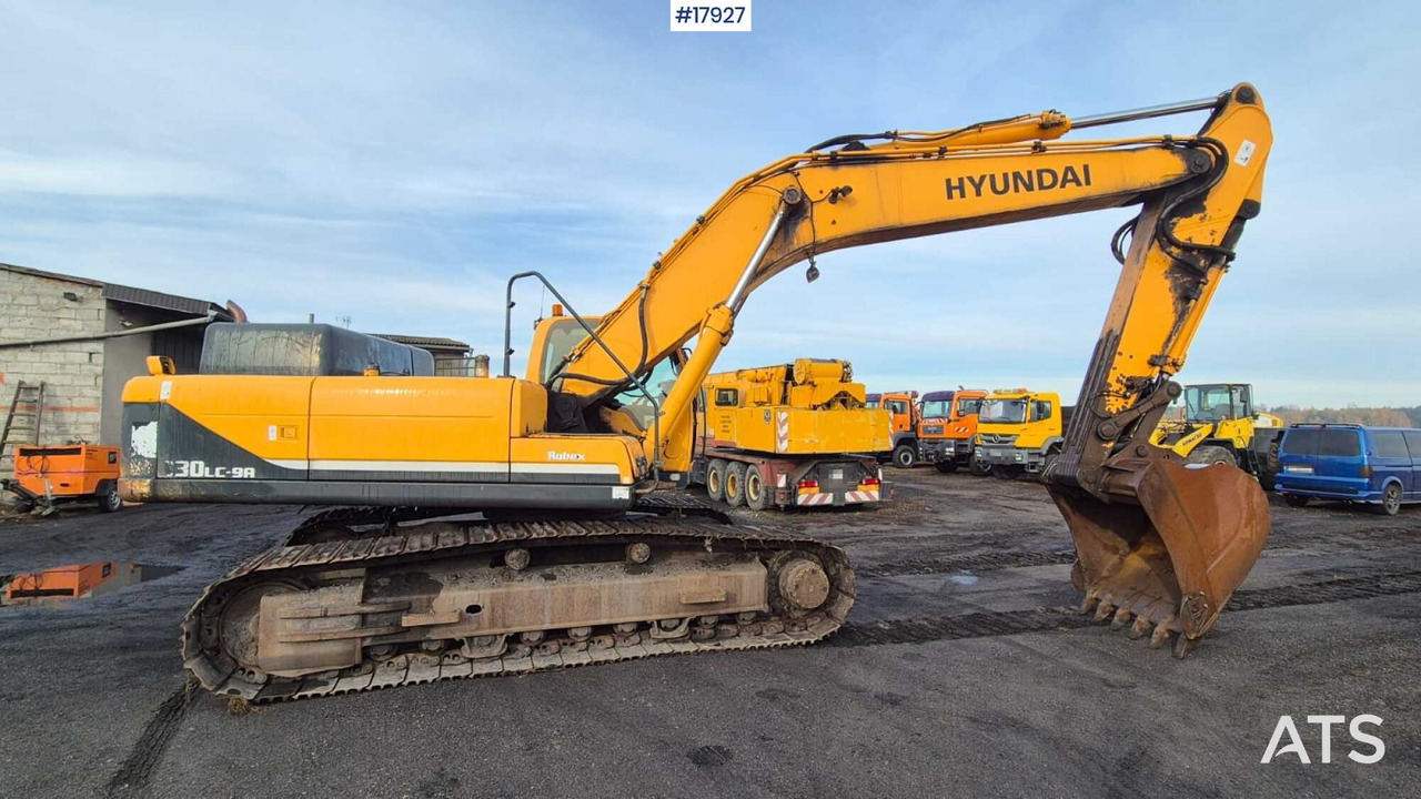 Hyundai 330LC-9A Crawler Excavator (2015) - 크롤러 굴삭기 : 사진 3 Hyundai 330LC-9A Crawler Excavator (2015) - 크롤러 굴삭기 : 사진 3