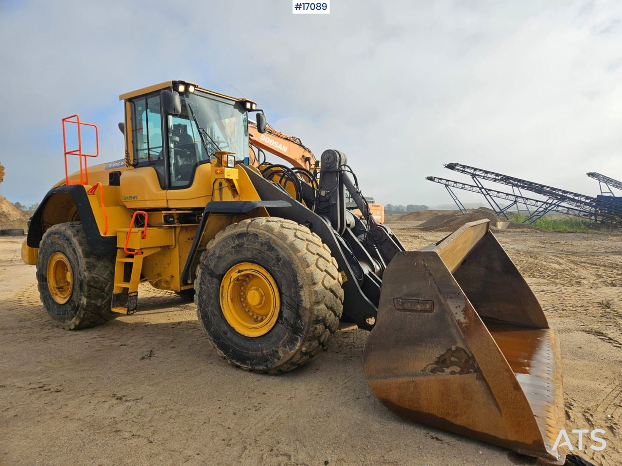 Ładowarka kołowa VOLVO L150G (2012) - 휠 로더 : 사진 1 Ładowarka kołowa VOLVO L150G (2012) - 휠 로더 : 사진 1