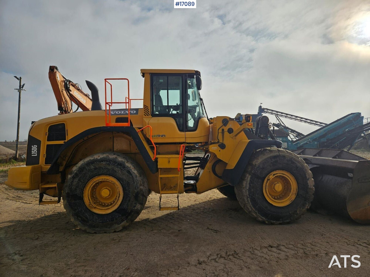 Ładowarka kołowa VOLVO L150G (2012) - 휠 로더 : 사진 5 Ładowarka kołowa VOLVO L150G (2012) - 휠 로더 : 사진 5