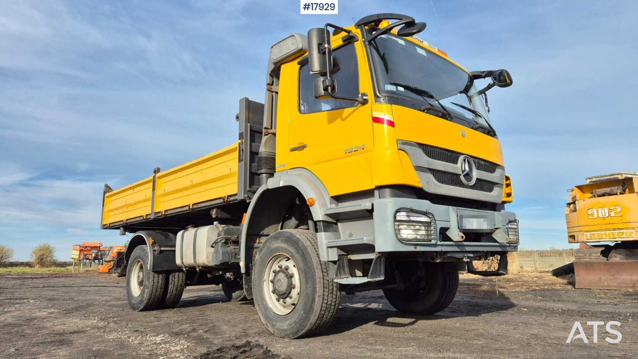 Mercedes-Benz 1824 4x4 dump truck (2005) - 기타 기계 : 사진 2 Mercedes-Benz 1824 4x4 dump truck (2005) - 기타 기계 : 사진 2