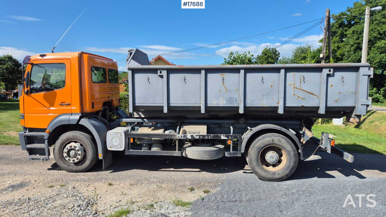 Mercedes-Benz 1828 hooklift (1999) two containers - 후크 리프트 트럭 : 사진 4 Mercedes-Benz 1828 hooklift (1999) two containers - 후크 리프트 트럭 : 사진 4