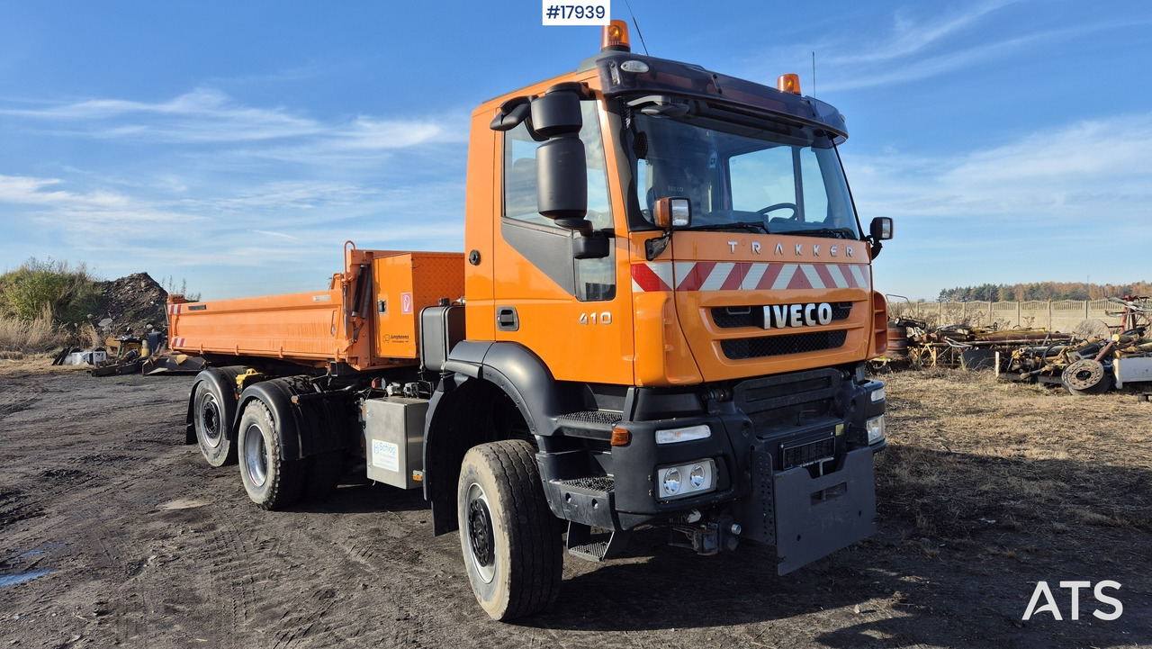 Tipper/sand spreader IVECO TRAKKER 410 6x4 (2008) - 기타 기계 : 사진 1 Tipper/sand spreader IVECO TRAKKER 410 6x4 (2008) - 기타 기계 : 사진 1