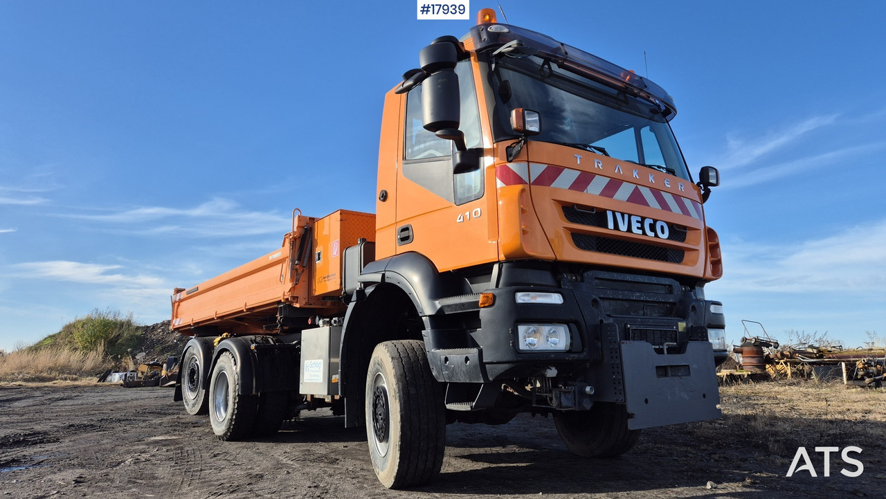 Tipper/sand spreader IVECO TRAKKER 410 6x4 (2008) - 기타 기계 : 사진 2 Tipper/sand spreader IVECO TRAKKER 410 6x4 (2008) - 기타 기계 : 사진 2