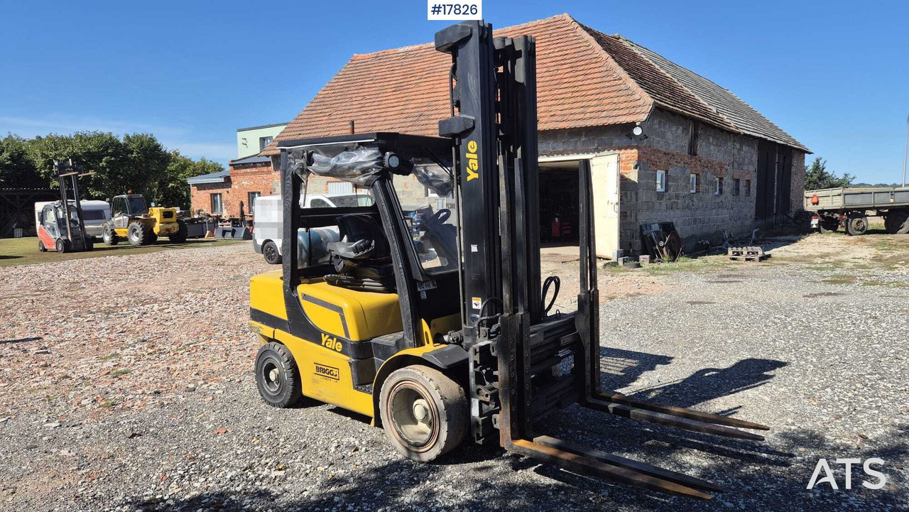 YALE GLP35VX Forklift (2017) - LPG 지게차 : 사진 1 YALE GLP35VX Forklift (2017) - LPG 지게차 : 사진 1