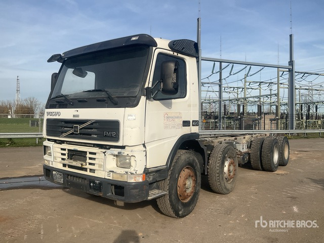 1999 Volvo FM8438B 8x4 Twin-Steer Cab and Chassis - 캡 새시 트럭 : 사진 2 1999 Volvo FM8438B 8x4 Twin-Steer Cab and Chassis - 캡 새시 트럭 : 사진 2