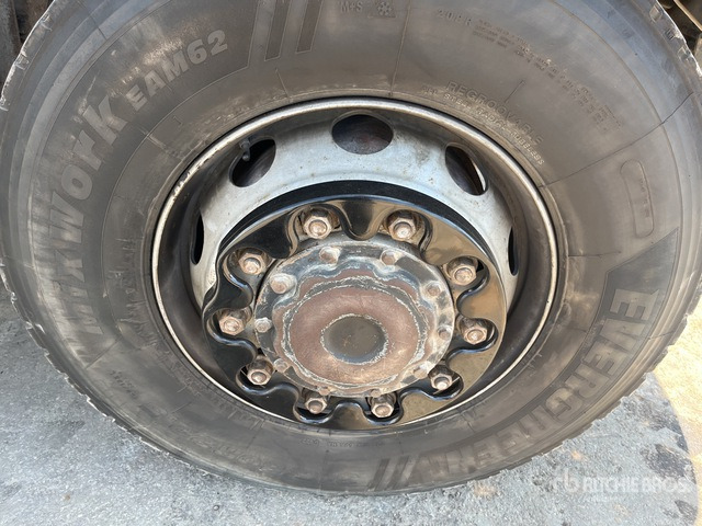 2006 MAN TGA41.430 8x8 Twin-Steer Sleeper Tri/A Dump Truck - 덤프트럭 : 사진 4 2006 MAN TGA41.430 8x8 Twin-Steer Sleeper Tri/A Dump Truck - 덤프트럭 : 사진 4