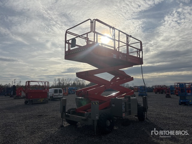 2008 Haulotte H12SX 4x4 Diesel Scissor Lift - 시저 리프트 : 사진 4 2008 Haulotte H12SX 4x4 Diesel Scissor Lift - 시저 리프트 : 사진 4
