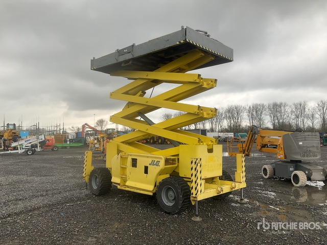 2008 JLG 4394 RT 4x4 Diesel Scissor Lift - 시저 리프트 : 사진 2 2008 JLG 4394 RT 4x4 Diesel Scissor Lift - 시저 리프트 : 사진 2