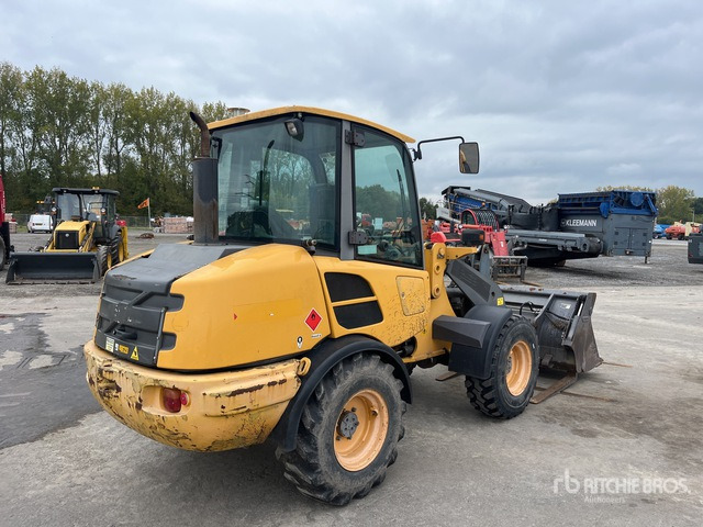 2013 Volvo L25F-Z Telescopic Boom Lift - 휠 로더 : 사진 4 2013 Volvo L25F-Z Telescopic Boom Lift - 휠 로더 : 사진 4
