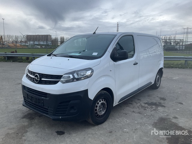2023 Opel Vivaro Passenger Van - 소형 버스, 승합차 : 사진 1 2023 Opel Vivaro Passenger Van - 소형 버스, 승합차 : 사진 1