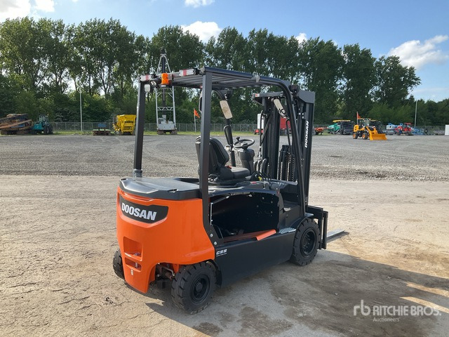 2024 Doosan B35X-7 PLUS (Unused) Electric Forklift - 전기 지게차 : 사진 4 2024 Doosan B35X-7 PLUS (Unused) Electric Forklift - 전기 지게차 : 사진 4
