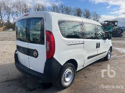 FIAT DOBLO 1.4I 16V - 패널 밴 : 사진 3 FIAT DOBLO 1.4I 16V - 패널 밴 : 사진 3