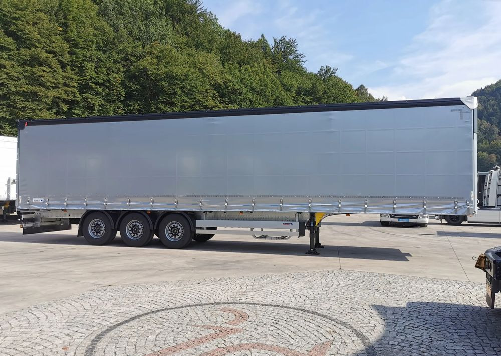 Schmitz Cargobull STANDARD + DACH VARIOS SIMPLE - 커튼사이더 세미 트레일러 : 사진 4 Schmitz Cargobull STANDARD + DACH VARIOS SIMPLE - 커튼사이더 세미 트레일러 : 사진 4