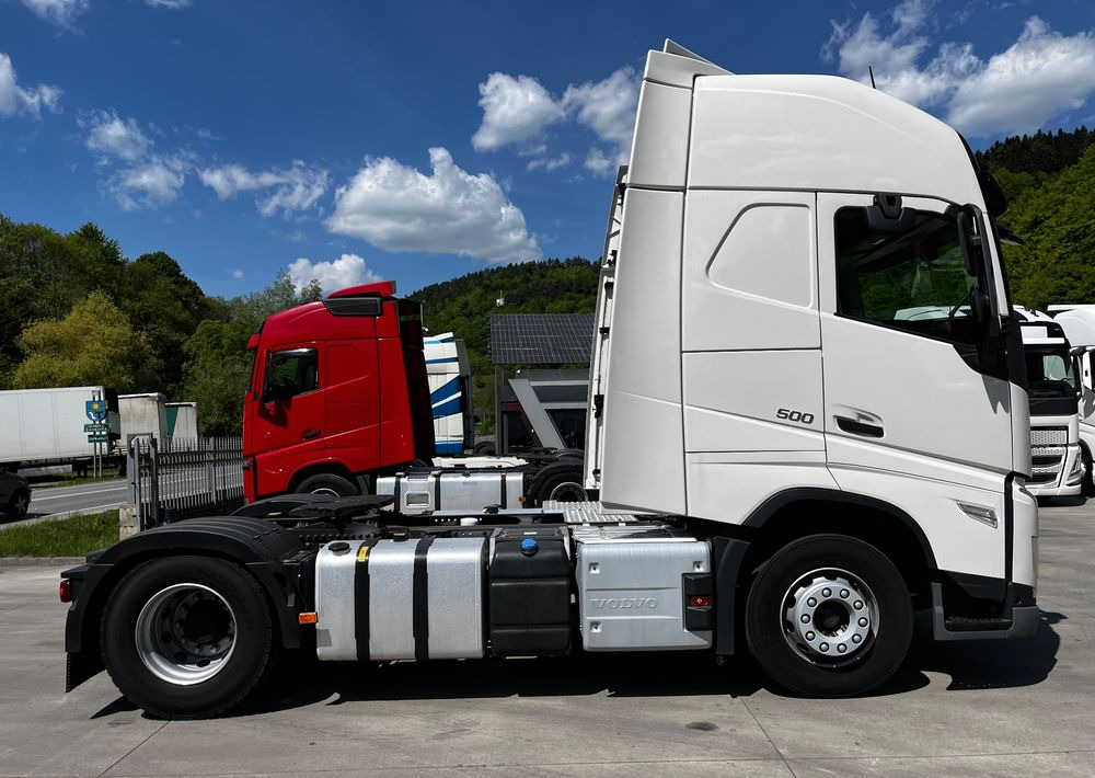 Volvo FH 500 EURO 6 // Standard // 2024 Rok // Parkclima // Globe XL // Skóry // Joystick // - 트랙터 유닛 : 사진 5 Volvo FH 500 EURO 6 // Standard // 2024 Rok // Parkclima // Globe XL // Skóry // Joystick // - 트랙터 유닛 : 사진 5
