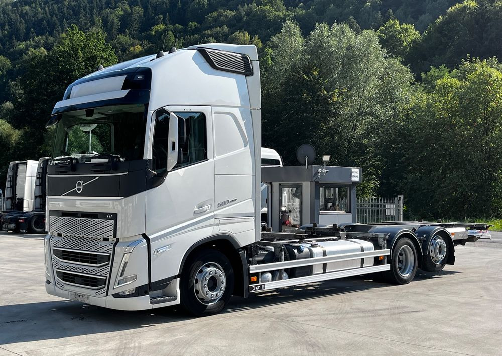Volvo FH500 BDF 6x2 // Dolny zaczep // Euro 6 motor ! // New Face // XXL Cab // - 캡 새시 트럭 : 사진 1 Volvo FH500 BDF 6x2 // Dolny zaczep // Euro 6 motor ! // New Face // XXL Cab // - 캡 새시 트럭 : 사진 1