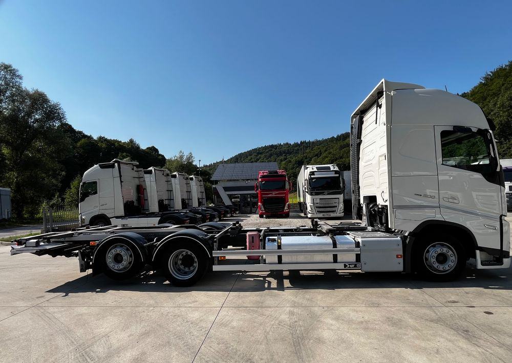 Volvo FH500 BDF 6x2 // Dolny zaczep // Euro 6 motor ! // New Face // XXL Cab // - 캡 새시 트럭 : 사진 4 Volvo FH500 BDF 6x2 // Dolny zaczep // Euro 6 motor ! // New Face // XXL Cab // - 캡 새시 트럭 : 사진 4