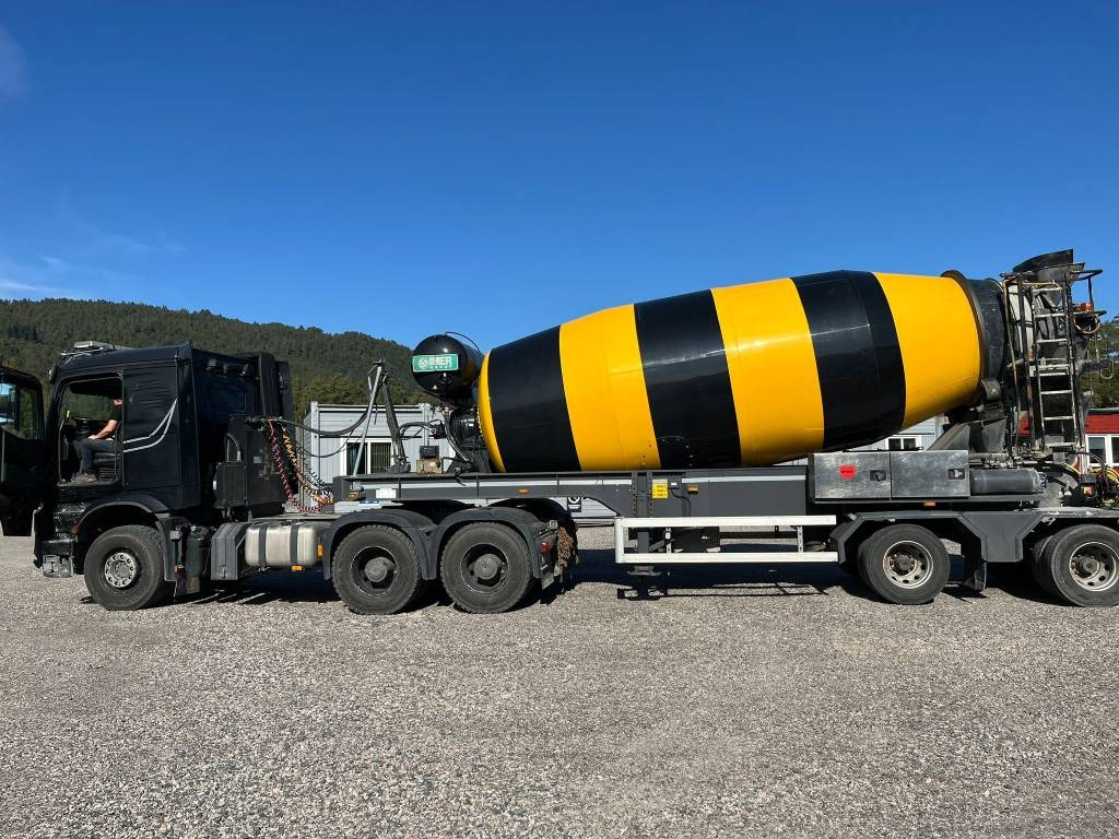 Mercedes-Benz Arocs 6X4 AMT BT 220 semi-trailer concrete mixer - 트랙터 유닛, 콘크리트 믹서 세미 트레일러 : 사진 1 Mercedes-Benz Arocs 6X4 AMT BT 220 semi-trailer concrete mixer - 트랙터 유닛, 콘크리트 믹서 세미 트레일러 : 사진 1