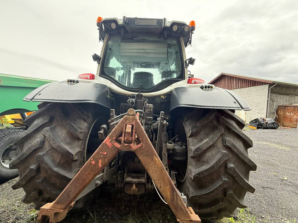 Valtra N 174 med frontlaster - 장궤형 트랙터 : 사진 4 Valtra N 174 med frontlaster - 장궤형 트랙터 : 사진 4
