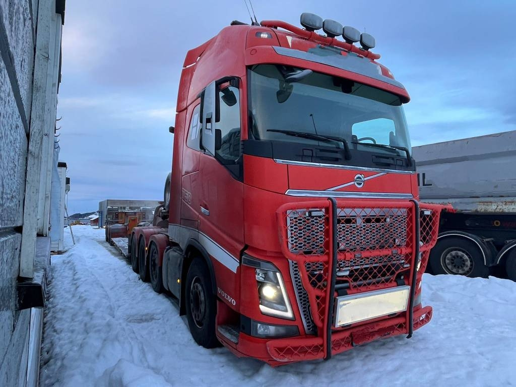 Vang ATHLS 3+1 Volvo FH16 750 Heavy Haul 8x2 - 기타 기계 : 사진 1 Vang ATHLS 3+1 Volvo FH16 750 Heavy Haul 8x2 - 기타 기계 : 사진 1