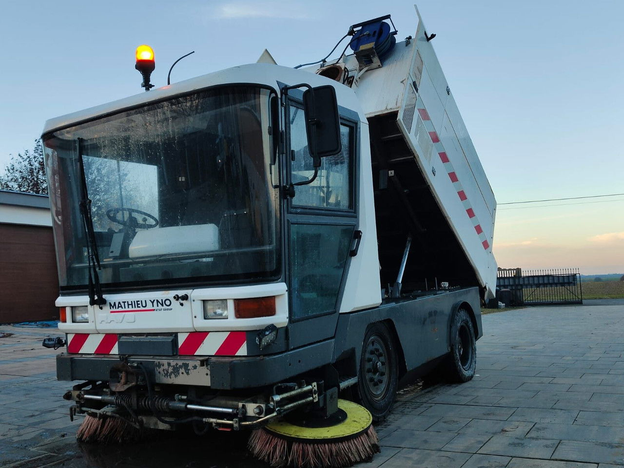 Diversen Yno Ravo 5002 530 C 540 NA CZĘŚCI Mathieu Yno Ravo 5002 530 C 540 NA CZ - 거리 청소 차량 : 사진 3 Diversen Yno Ravo 5002 530 C 540 NA CZĘŚCI Mathieu Yno Ravo 5002 530 C 540 NA CZ - 거리 청소 차량 : 사진 3