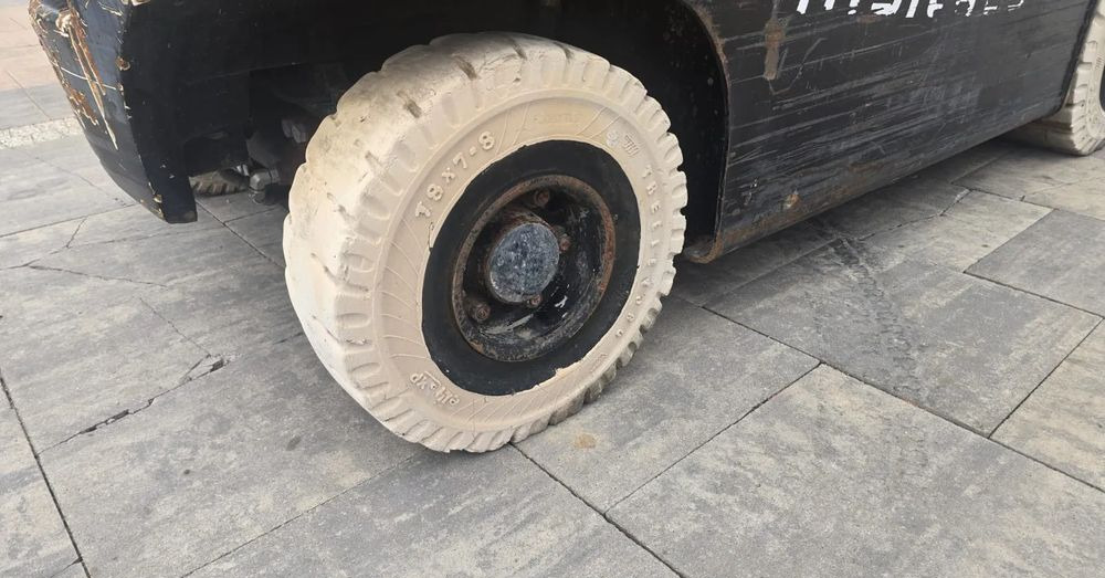 전기 지게차 Hyster J2.5XN : 사진 8