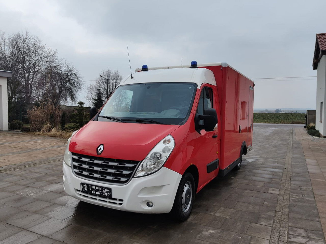 Renault Master Karetka Ambulans pogotowie kontenerowe Kamper - 구급차 : 사진 3 Renault Master Karetka Ambulans pogotowie kontenerowe Kamper - 구급차 : 사진 3