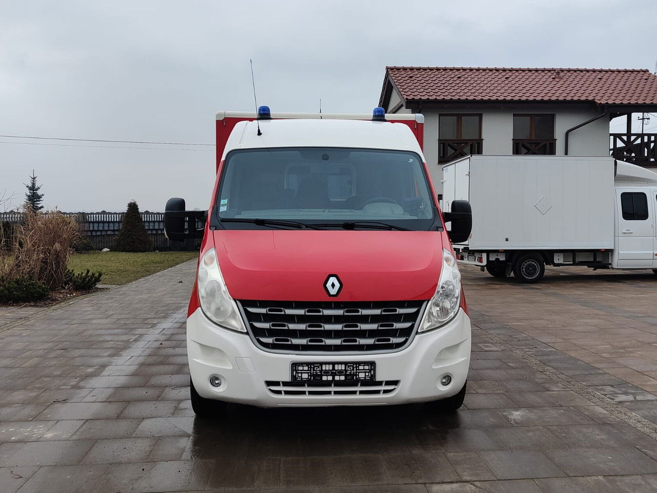 Renault Master Karetka Ambulans pogotowie kontenerowe Kamper - 구급차 : 사진 2 Renault Master Karetka Ambulans pogotowie kontenerowe Kamper - 구급차 : 사진 2