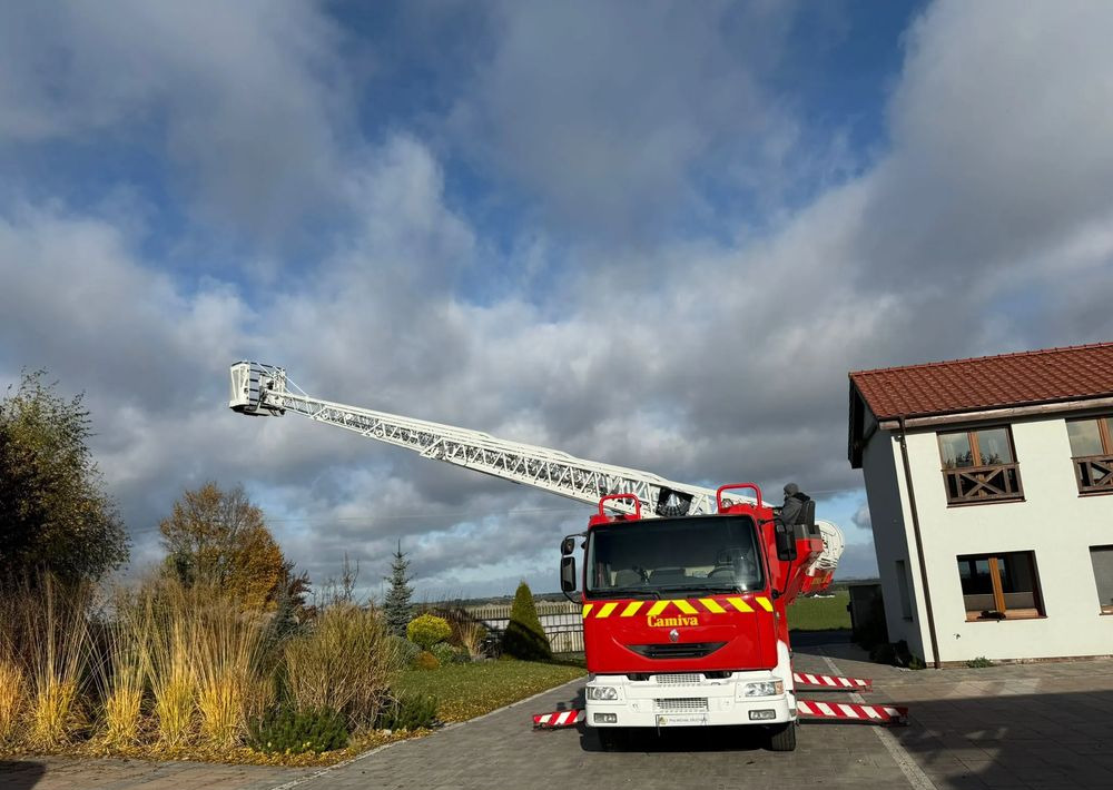 Renault Midlum 210 - 소방차 : 사진 1 Renault Midlum 210 - 소방차 : 사진 1