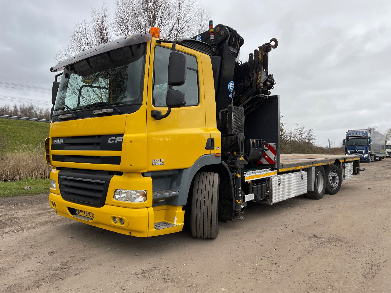 DAF 85.410 Met Effer 470 6s laadkraan ladekran loadercrane crane palfinger hiab - 크레인 트럭 : 사진 1 DAF 85.410 Met Effer 470 6s laadkraan ladekran loadercrane crane palfinger hiab - 크레인 트럭 : 사진 1