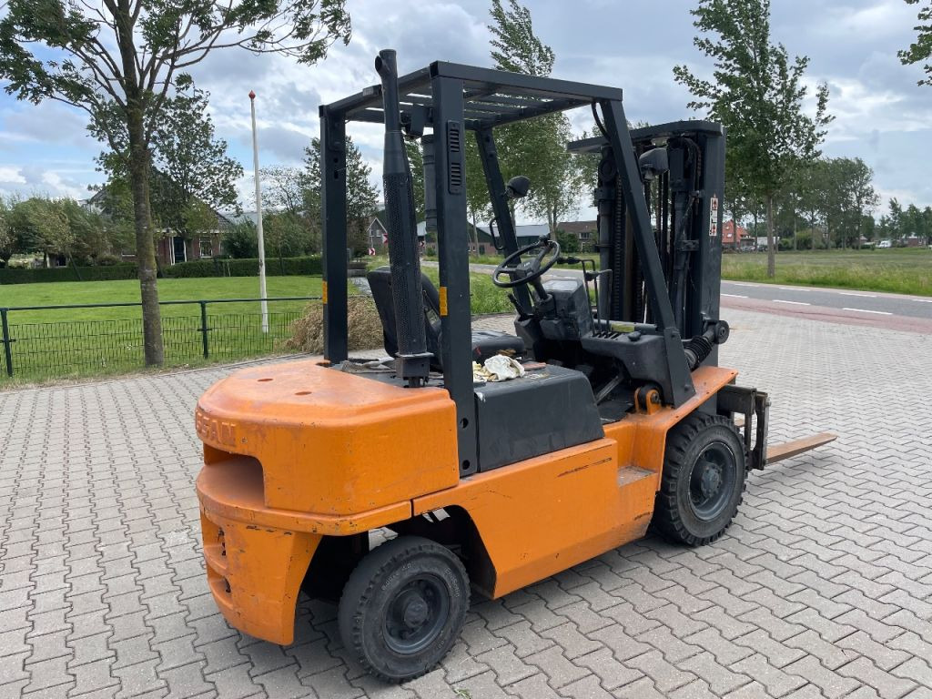 Nissan FJ02A25U 2.5 ton diesel triplo freelift heftruck - 지게차 : 사진 3 Nissan FJ02A25U 2.5 ton diesel triplo freelift heftruck - 지게차 : 사진 3