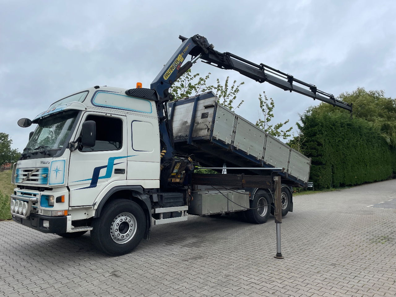 Volvo FM 7 310hp with Palfinger PK21000 with remote and tipper - 덤프트럭, 크레인 트럭 : 사진 1 Volvo FM 7 310hp with Palfinger PK21000 with remote and tipper - 덤프트럭, 크레인 트럭 : 사진 1