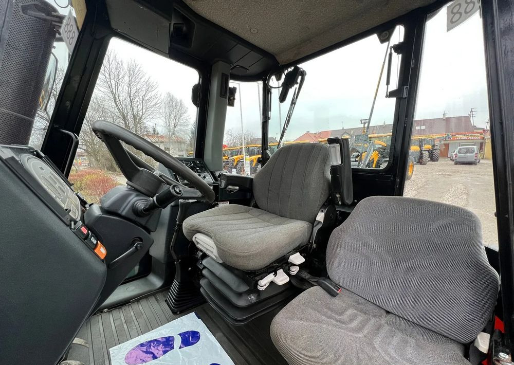 JCB Fastrac 2170 | 2007 ROK | 170KM | - 장궤형 트랙터 : 사진 3 JCB Fastrac 2170 | 2007 ROK | 170KM | - 장궤형 트랙터 : 사진 3