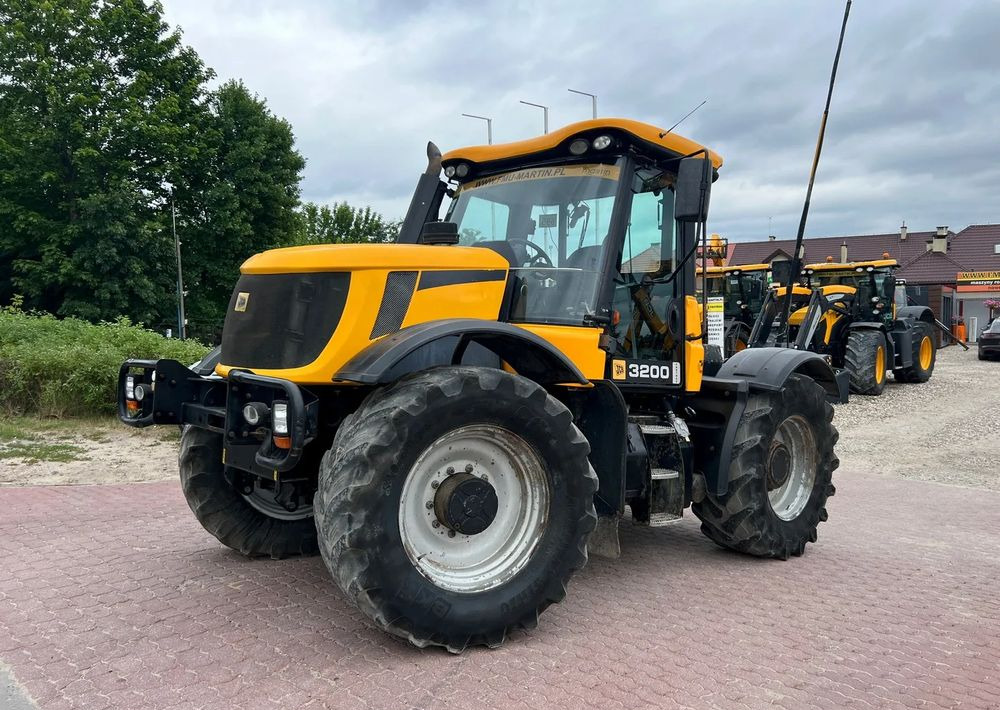 JCB Fastrac 3200 - 장궤형 트랙터 : 사진 1 JCB Fastrac 3200 - 장궤형 트랙터 : 사진 1